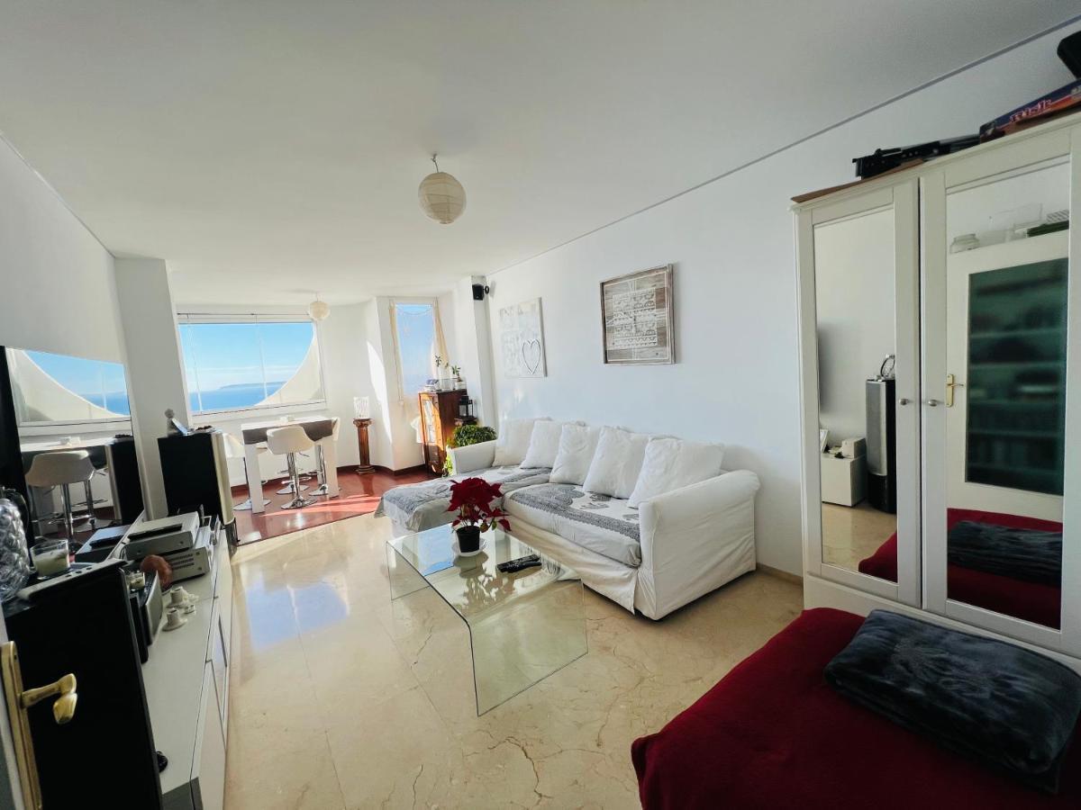 Relax Frente Al Mar De Alicante Apartment Luaran gambar